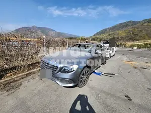 2019, Mercedes-Benz / E 300, 80000 км., hybrid