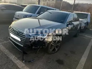 2019, Audi / A4, VIN: WEUZZZF43KA123796, gas