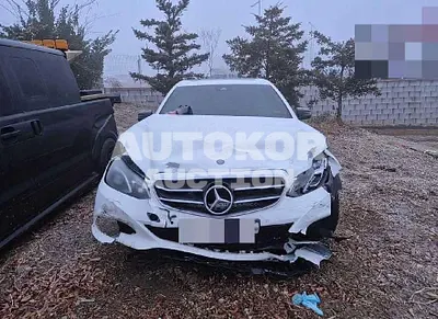 2015, Mercedes-Benz / E 220, 79915 км., diesel, 2143 куб.см.