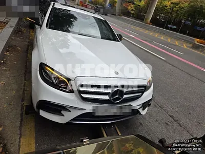 2018, Mercedes-Benz / e300, 199216 км., gas