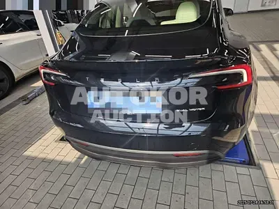 2024, Tesla / Model 3, 8020 км., electric