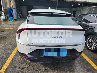 2022, Kia / ev6, VIN: KNAC381CPNA038986, 190000 км., electric