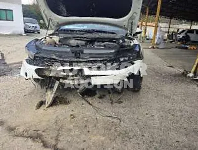 2021, BMW / B5, 94565 км., gas, 2000 куб.см.