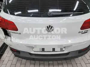 2015, Volkswagen / Tiguan, 140949 км., diesel