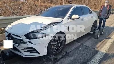 2020, Audi / A3, VIN: W1K3G5BB3LJ229698, 25256 км., gas