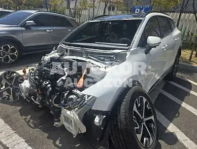 2024, Kia / Sportage, VIN: KNAPX81GBRK192865, hybrid