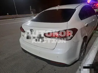 2016, BMW / Z1, gas