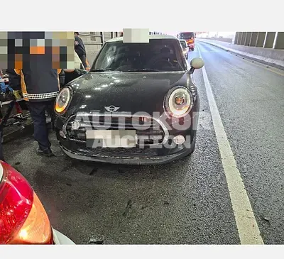 2017, MINI / Cooper, 105050 км., gas