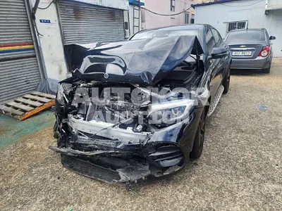 2019, Mercedes-Benz / GLC 43, VIN: WDC0J6EB0KF549637, 69857 км., gas