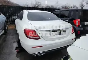 2018, Mercedes-Benz / E 220, VIN: WDDZF0FBXJA404696, 60000 км., diesel, 1950 куб.см.