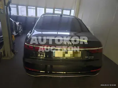 2022, Audi / A8, 77214 км., gas