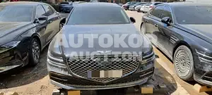 2022, Genesis / G80, 10000 км., gas