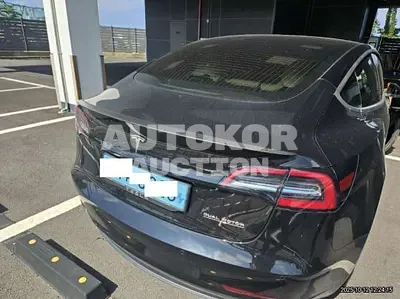 2020, Tesla / Model 3, VIN: 5YJ3E1EC6LF756302, 41599 км., electric