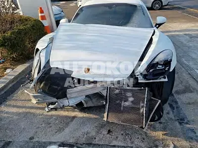 2019, Porsche / 718 cayman, VIN: WP0AA2981KS261375, 74142 км., gas