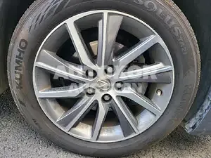 2017, Lexus / ES 300, unknown