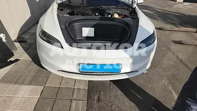 2024, Tesla / Model 3, VIN: LRW3E7FS2RC177190, 14587 км., electric, 1 куб.см.