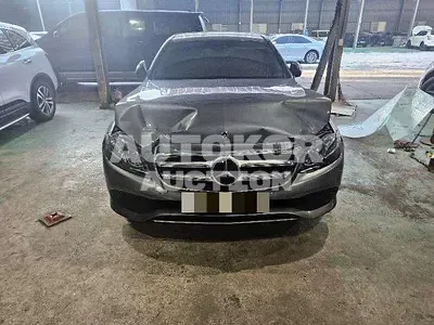 2020, Mercedes-Benz / E 300, gas