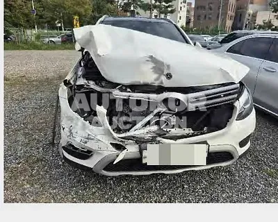 2018, Mercedes-Benz / GLC 350, 133992 км., hybrid, 1991 куб.см.