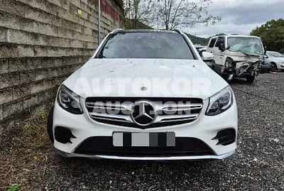 2019, Mercedes-Benz / GLC 300, 88272 км., gas, 1991 куб.см.