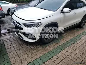 2020, Mercedes-Benz / GLA 250, 23000 км., gas