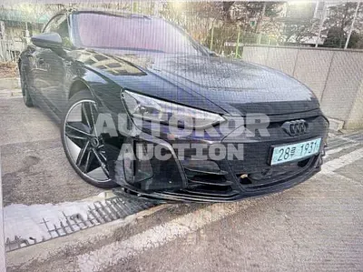 2022, Audi / rs e-tron gt, VIN: WAUZZZFW2N7905008, 118543 км., electric
