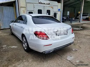 2017, Mercedes-Benz / E 220, VIN: WDDZF0EBXHA038833, 130000 км., diesel