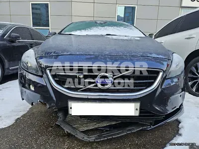 2016, Volvo / V40, VIN: YV1MVA8KDG2303186, 128865 км., diesel