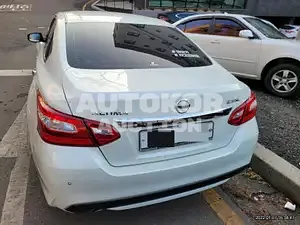 2017, Nissan / Altima, VIN: 1N4AL3AP1HC195907, 38546 км., gas