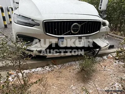 2023, Volvo / S60, gas