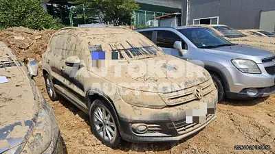 2015, Volkswagen / Tiguan, 174617 км., diesel