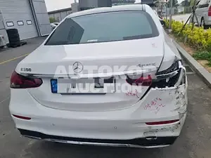 2021, Mercedes-Benz / E 350, 23002 км., gas