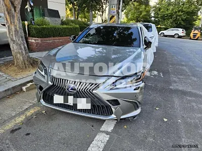 2020, Lexus / ES 300, 120638 км., hybrid