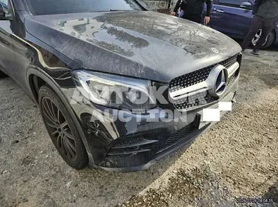 2019, Mercedes-Benz / glc300 coupe, VIN: WDC0J4KB0KF644594, 98937 км., gas