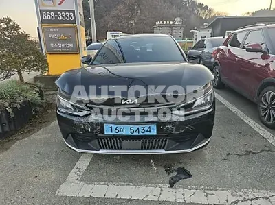 2023, Kia / ev6, VIN: KNAC281AFPA105112, 63224 км., electric