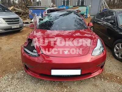 2020, Tesla / Model 3, VIN: 5YJ3E1EC3LF809411, 13465 км., electric