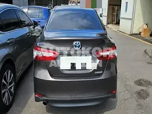 2018, Toyota / Camry, VIN: JTNB21HK4J3002246, 39978 км., hybrid