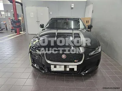 2018, Jaguar / XE, 95670 км., gas, 3000 куб.см.