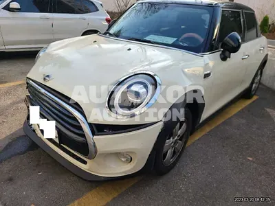 2019, MINI / Cooper, VIN: WMWXV3106KTE93278, 50209 км., diesel