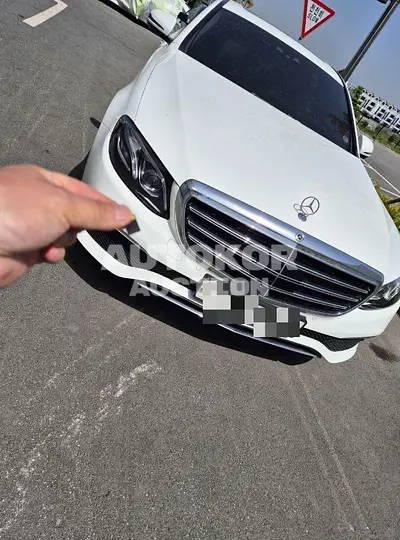 2020, Mercedes-Benz / E 300, 51941 км., hybrid, 1991 куб.см.
