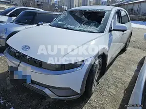 2021, Hyundai / Ioniq, VIN: KMHKN81AFNU053330, 43000 км., electric