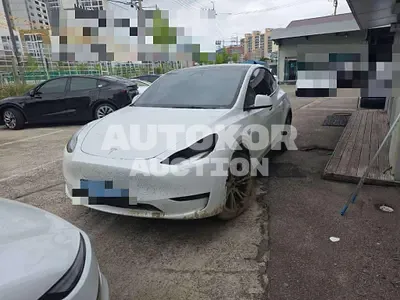 2024, Tesla / Model Y, 37063 км., electric