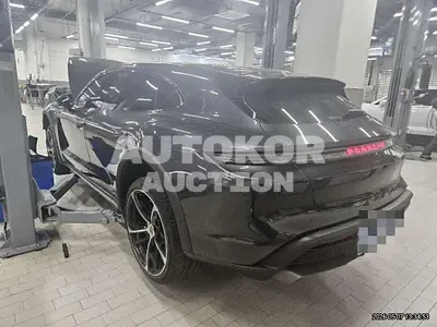 2025, Porsche / Taycan Cross Turismo, 10669 км., electric