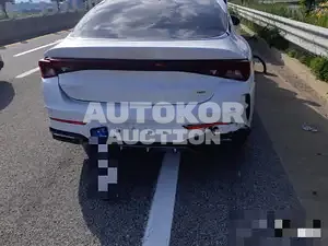 2022, Kia / K5, 20000 км., hybrid