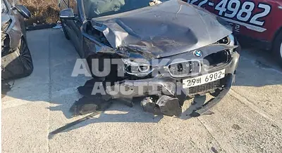 2018, BMW / 320, VIN: WBA8A9100JAH11812, gas
