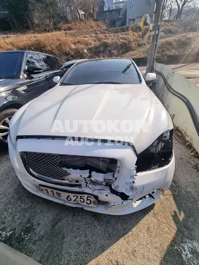 2015, Jaguar / XJ, VIN: SAJAA2228FNV82227, 244567 км., diesel