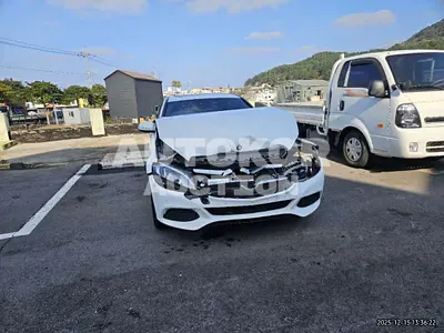 2015, Mercedes-Benz / C 200, 150000 км., gas