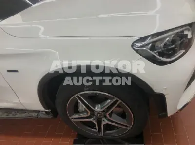 2021, Mercedes-Benz / GLC 300, VIN: W1N0J5DB5MF881540, 24098 км., hybrid