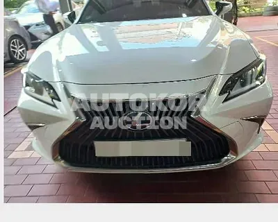 2018, Lexus / ES 300, 104065 км., hybrid, 2487 куб.см.