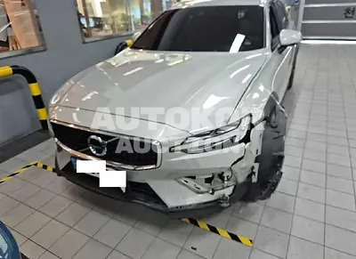 2022, Volvo / v60cc, 27957 км., gas