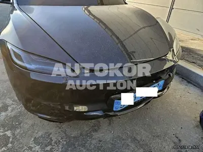 2025, Tesla / Model 3, VIN: LRW3E7FS3SC654358, electric